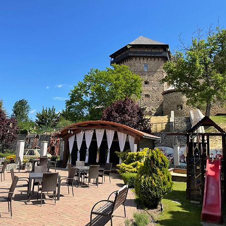 Penzion Bebek Filakovo Buitenkant foto