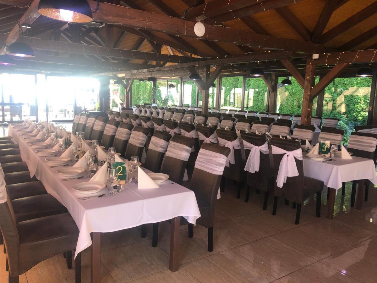 Penzion Bebek Filakovo Buitenkant foto