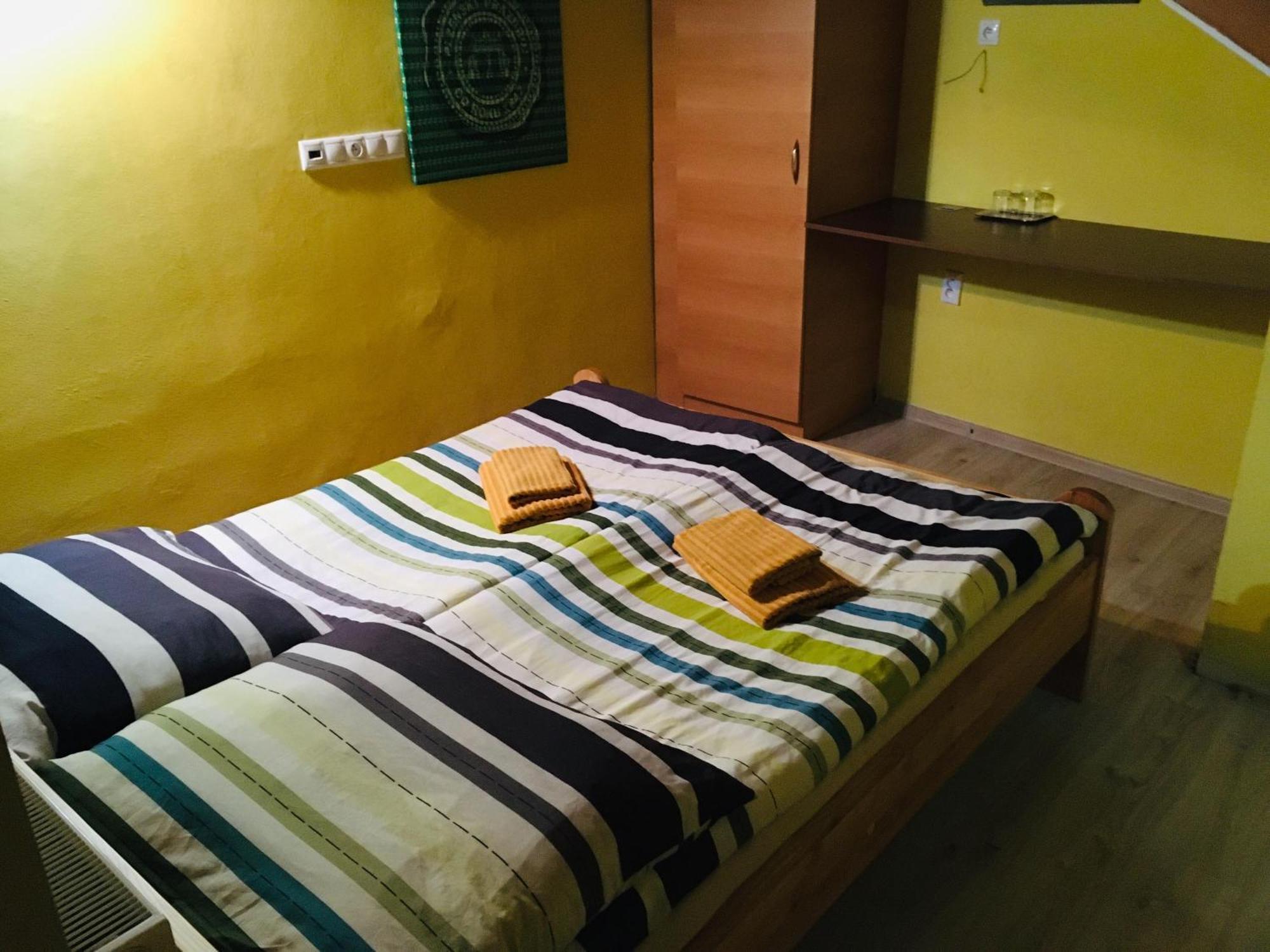 Penzion Bebek Filakovo Kamer foto